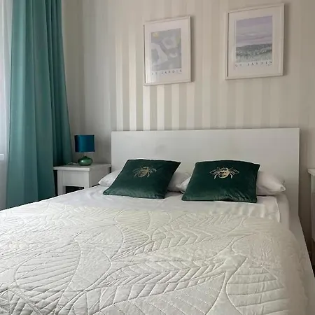 Dla Dwojga W Zacisznej Czesci Sopotu Z Lazienka Wspolna Dla Dwoch Pokoi Luksusowy namiot *